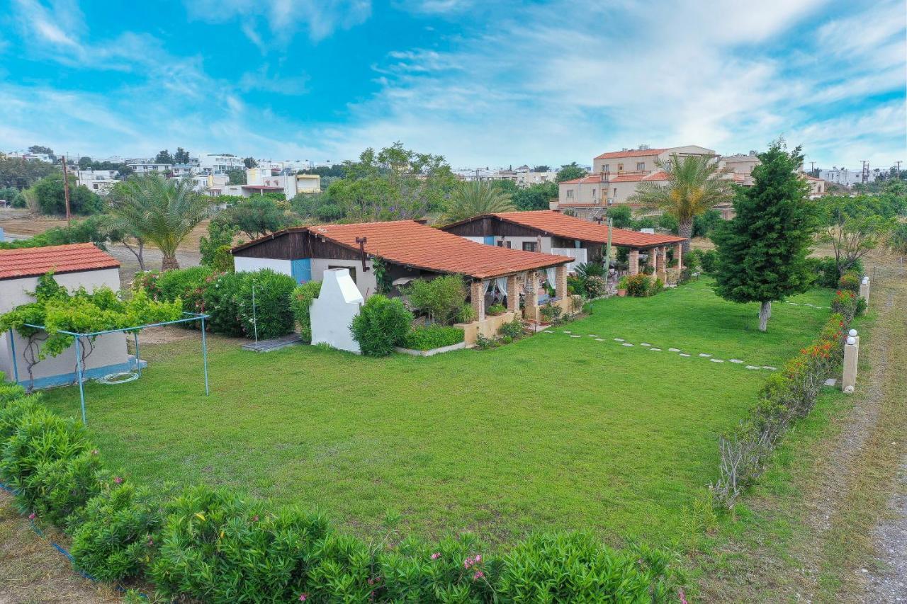 Aelia Sea View Bungalow Jenádi Kültér fotó